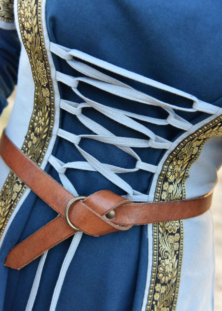 Mittelalter Damenkleid mit langen spitz zulaufenden Ärmeln mit Schnürung