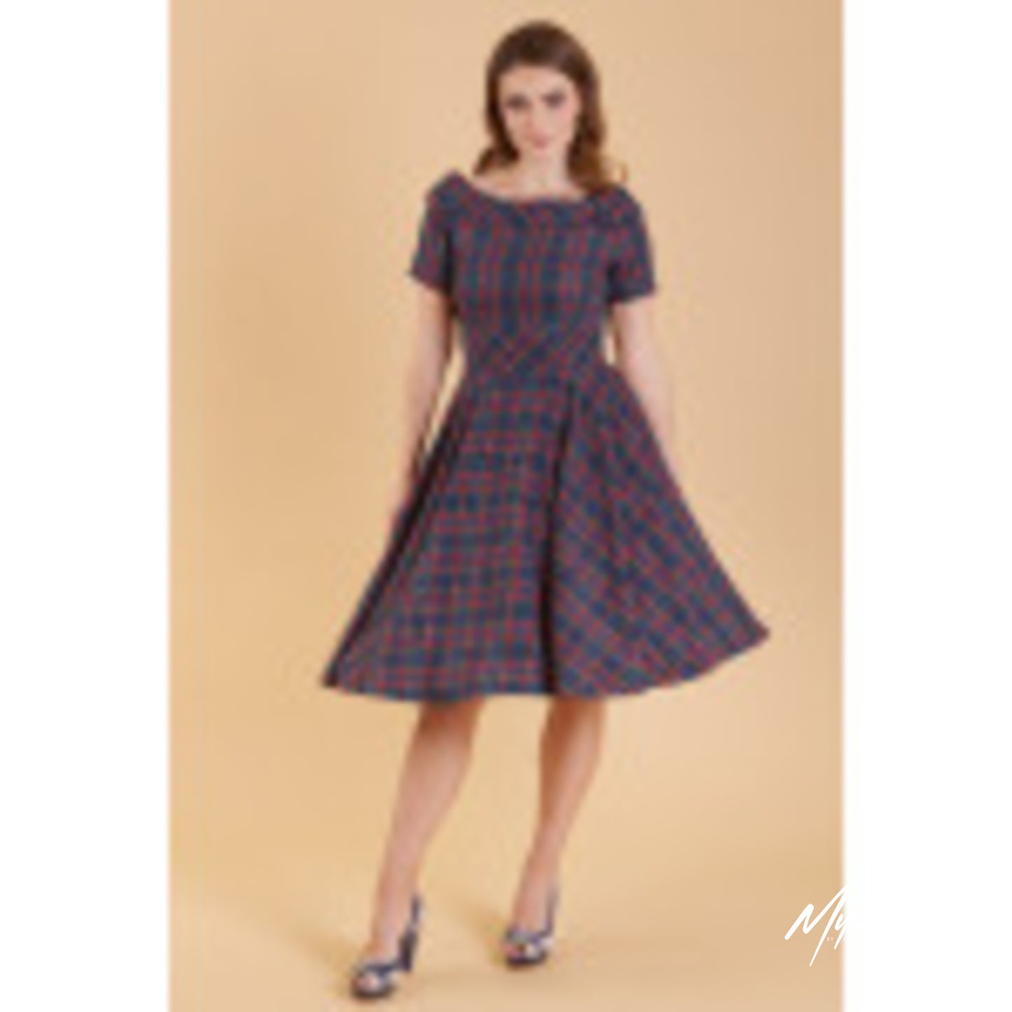 Darlene Dress Navy and Red Tartan – Nur in 44 noch da!