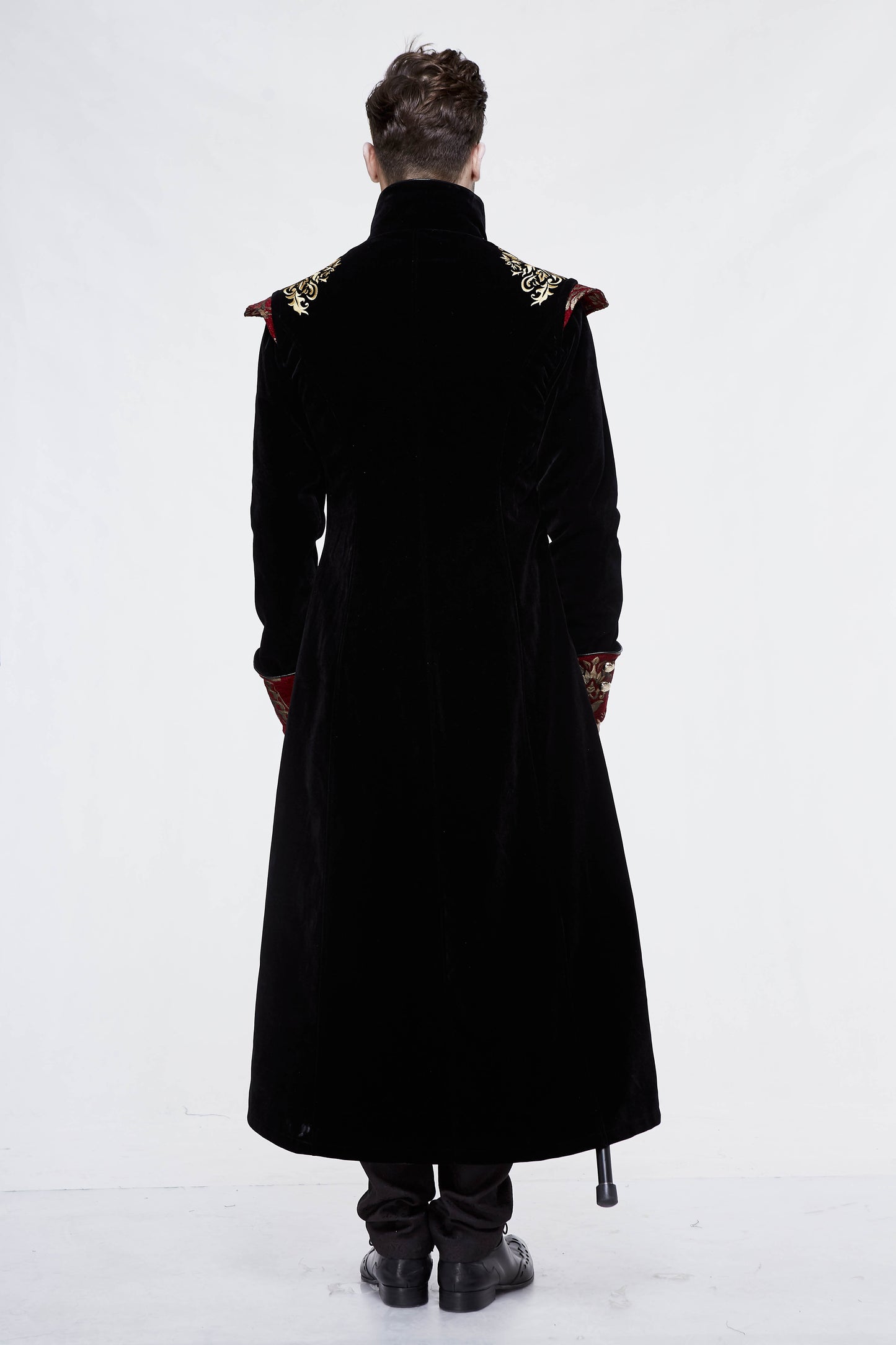 Schwarze Pirate Jacke für Herren mit Brokat und geprägten Knöpfen