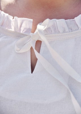 Mittelalter Bluse aus Baumwolle mit Rüschenkragen und 3/4 Ärmeln – Weiß