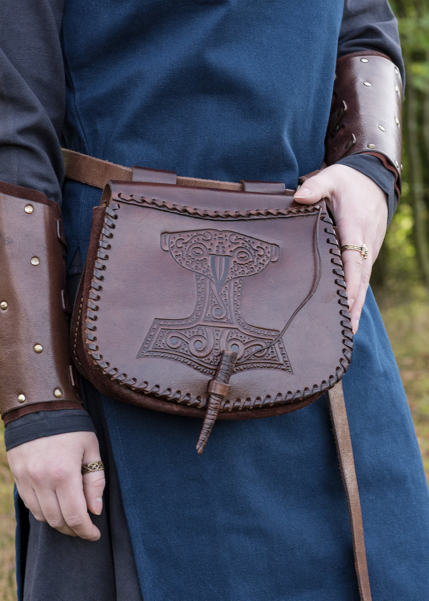 Leder Gürteltasche Wikinger Stil mit Thorshammer Motiv