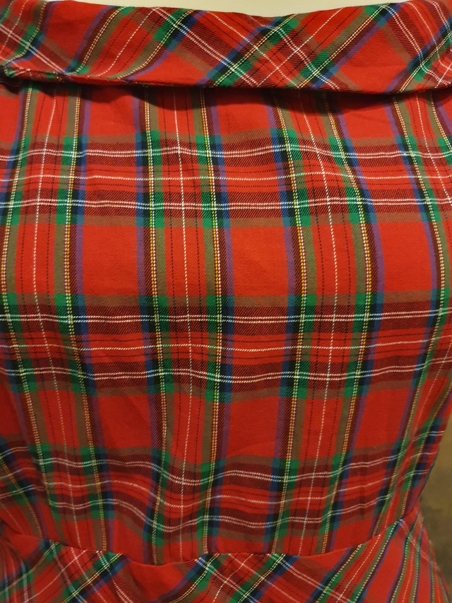 Darlene Retro Swing Dress in Red Tartan – Nur noch in 46!