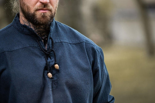 Mittelalterhemd mit stilvollem Stehkragen, Blau