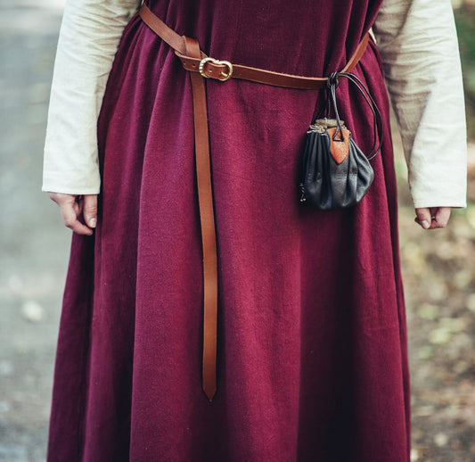 Schmaler Wikinger Ledergürtel in Braun mit Messingschnalle für Mittelalter Gewandung