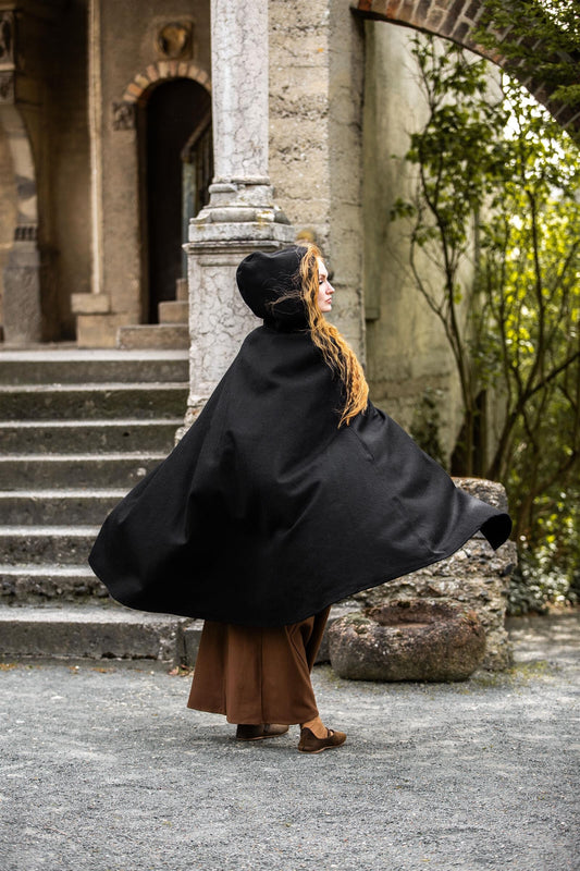 Umhang mit langen Knöpfen Schwarz