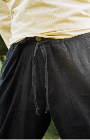 Wikingerhose mit Beinschnürung, Schwarz