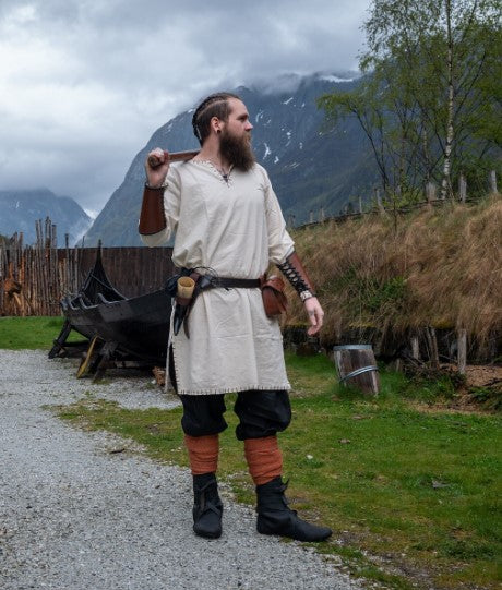 Wikingertunika mit Stickerei, Natur