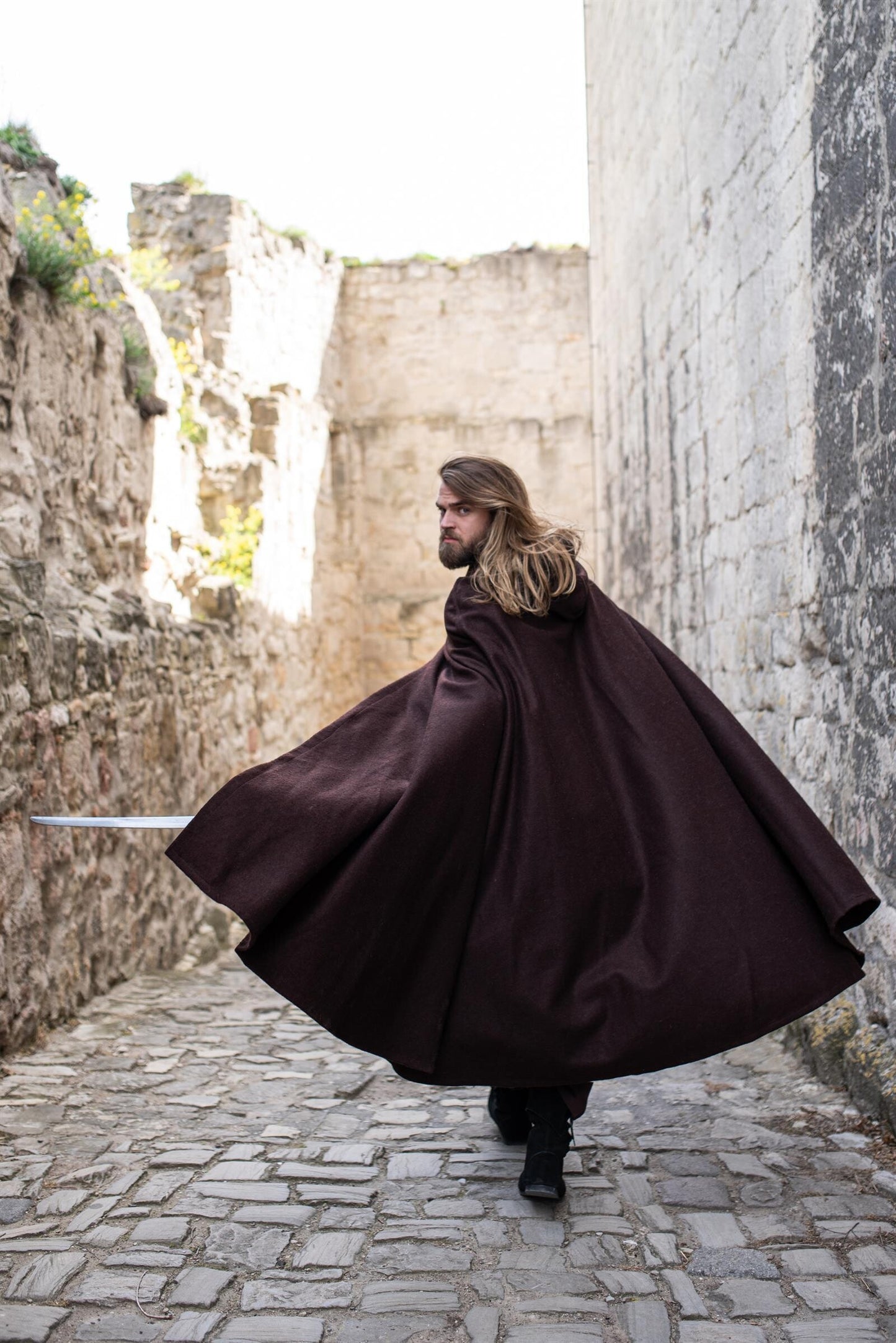 Mittelalter Umhang Woll mit Wolfsschließe Braun