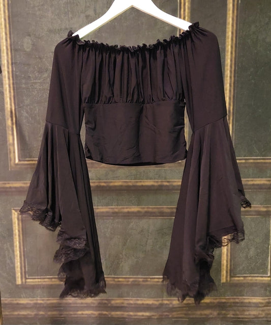Bluse mit trompetärmel