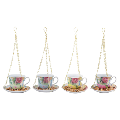 Nostalgische Teetasse als Futter- und Trinkschale für Gartenvögel