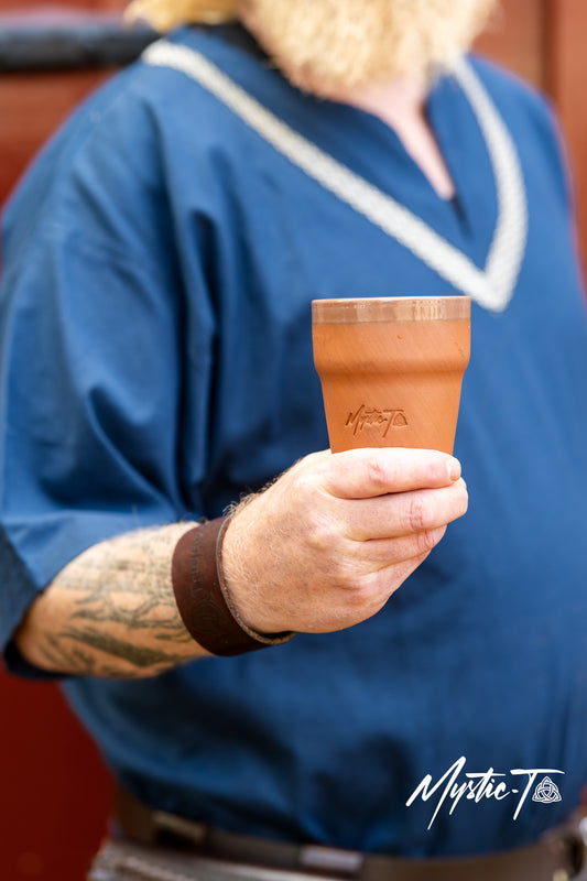 Mystic-T Tonbecher – schlicht, handgefertigt & zeitlos