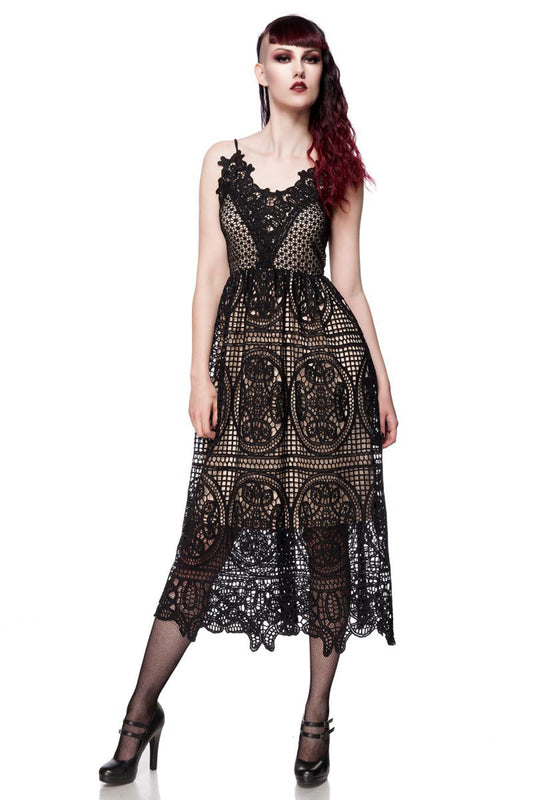 Spitzenkleid – Feminine Eleganz im Gothic-Stil