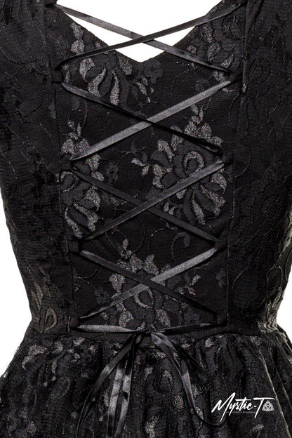 Elegantes Gothic-Spitzenkleid mit ausgestellten Ärmeln und Schnürdetails