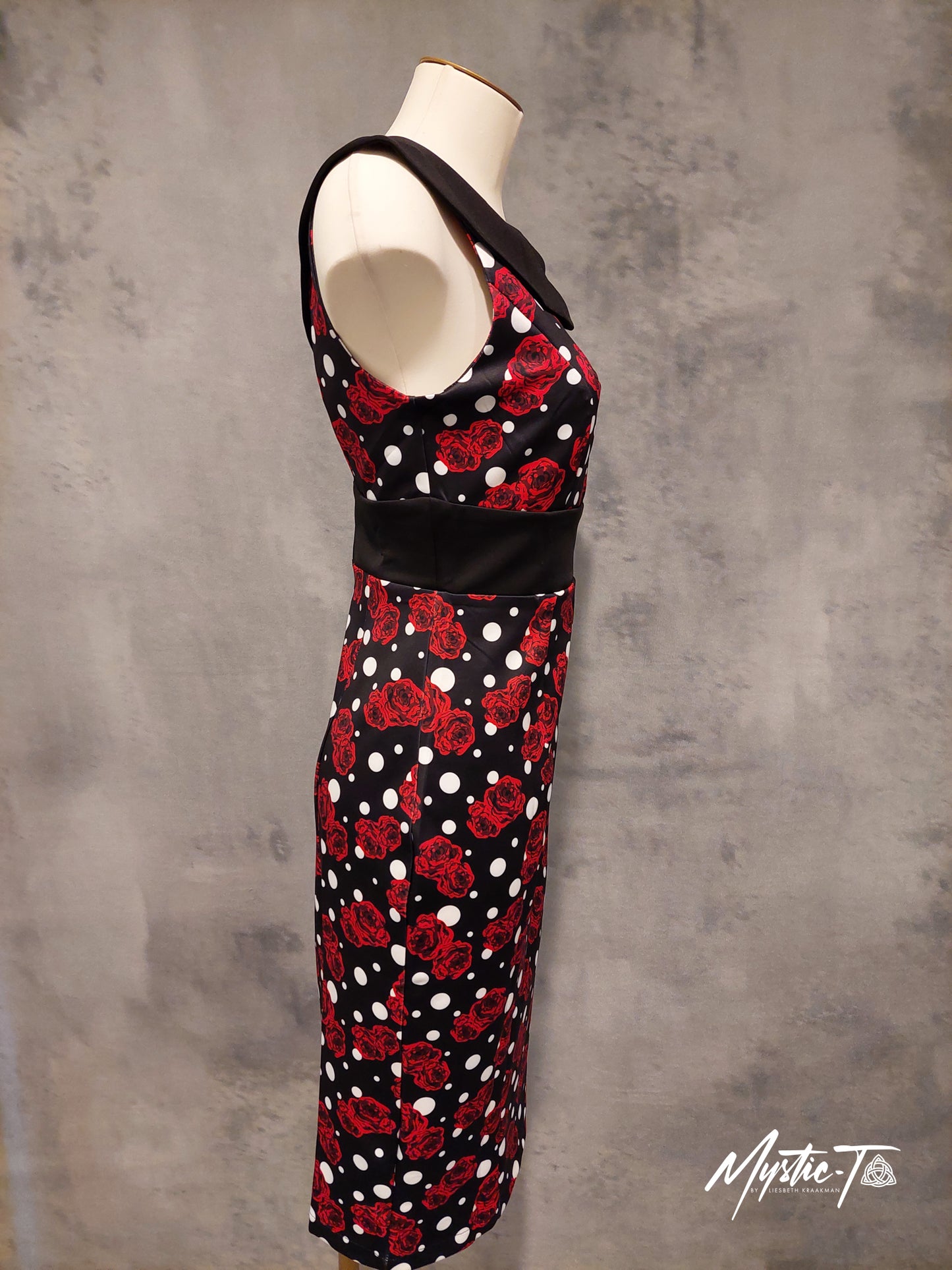 Darla Dress Off-Shoulder Black Roses & Polka Print