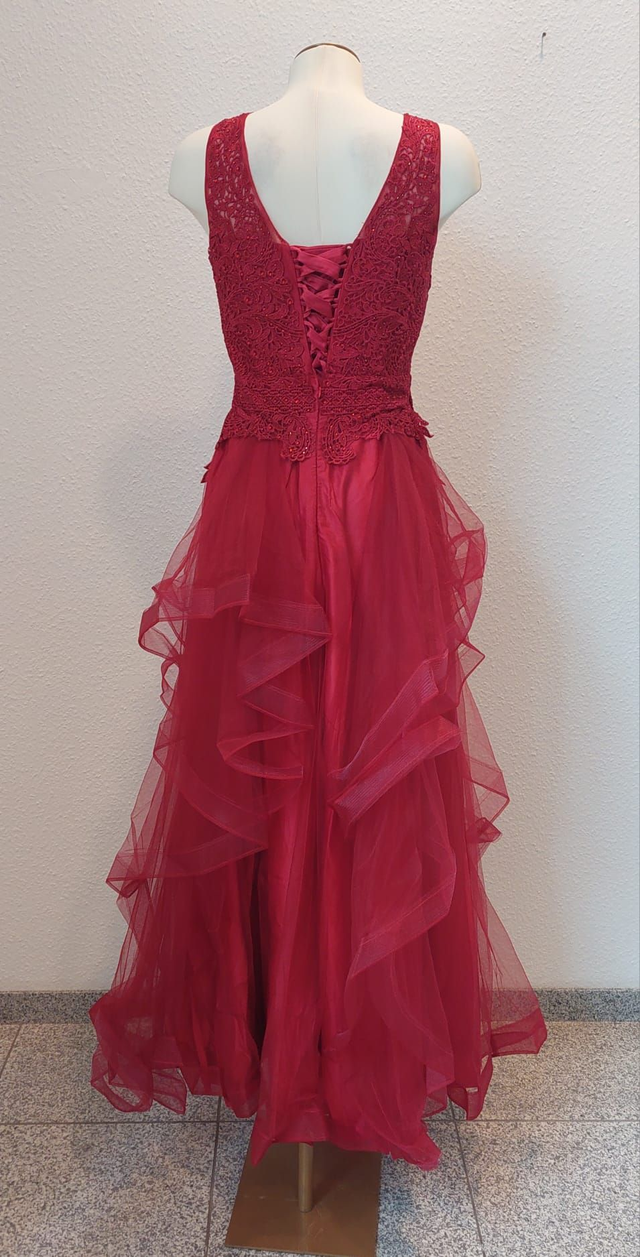 Abendkleid Rot mit Tül