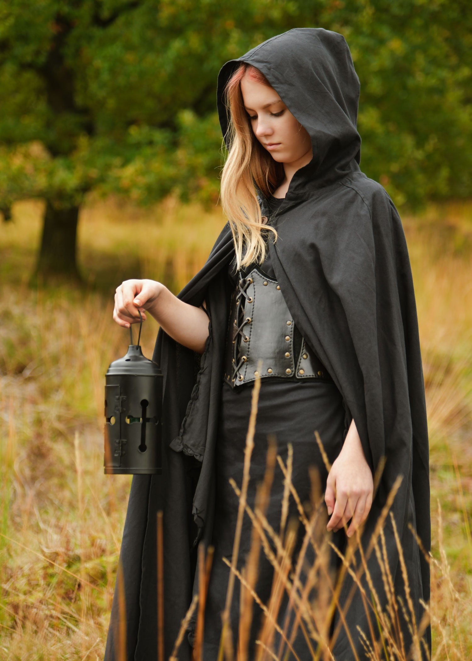 Scharzes kleid für fantasy festival