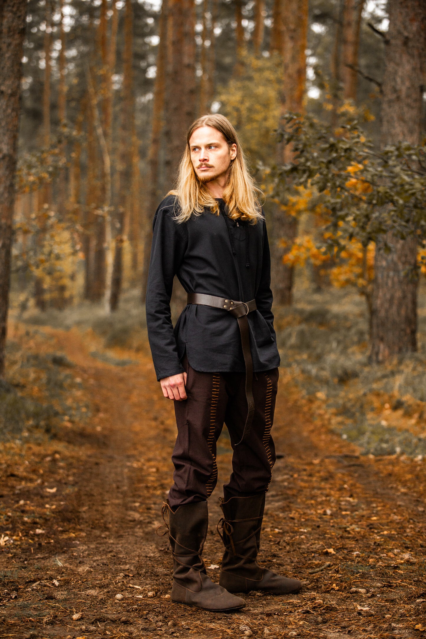 Mittelalter Hemd runder Schnürhalsausschnitt, Schwarz