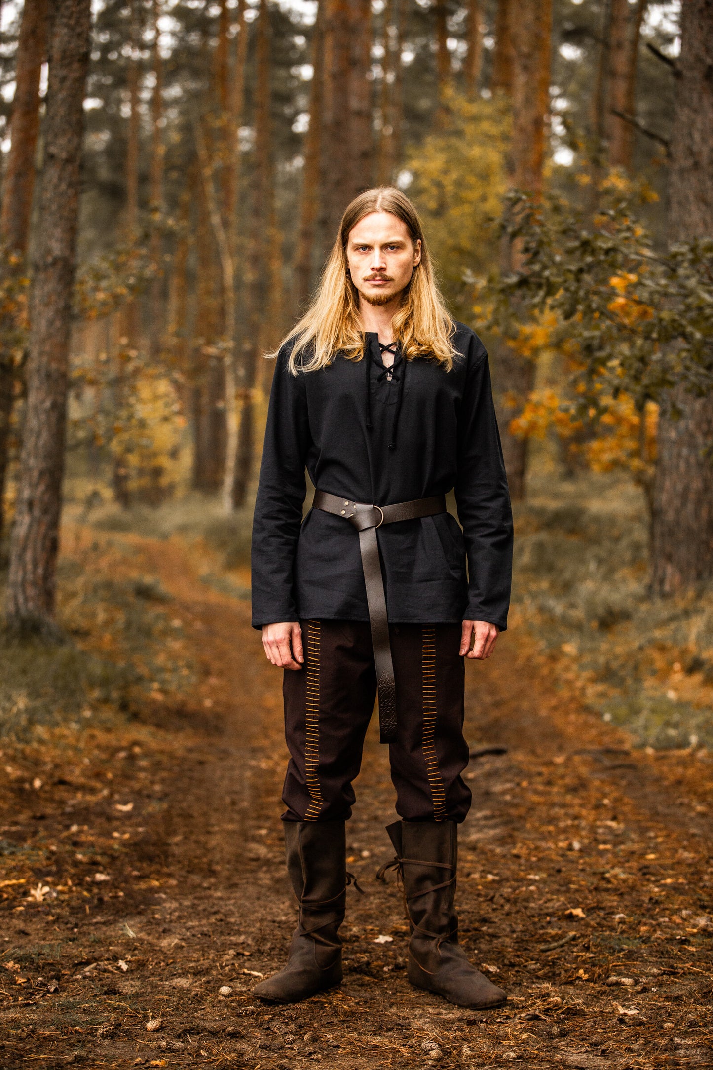 Mittelalter Hemd runder Schnürhalsausschnitt, Schwarz