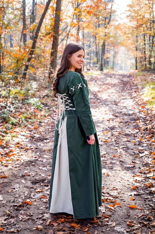 Mittelalterkleid Grün – Verzaubernde Eleganz für starke Auftritte