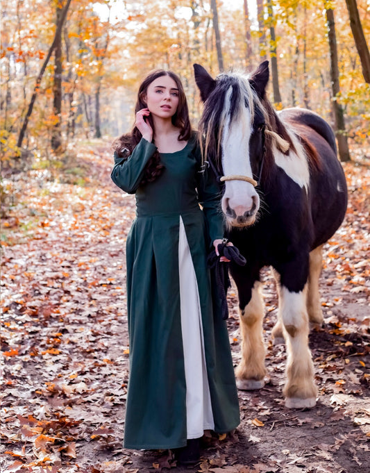 Mittelalterkleid Grün – Verzaubernde Eleganz für starke Auftritte