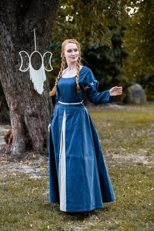 Mittelalterkleid blau – Verzaubernde Eleganz für starke Auftritte