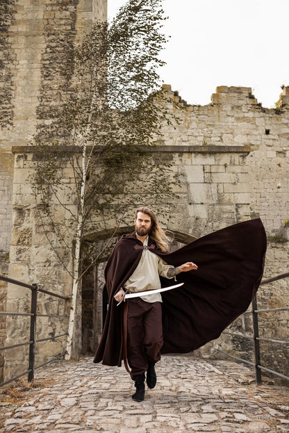 Mittelalter Umhang Woll mit Wolfsschließe Braun